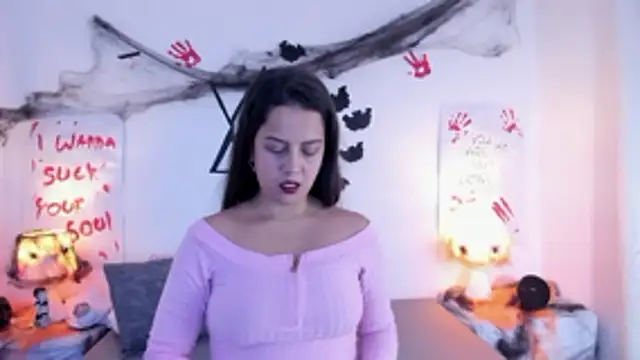 Snapshot of LunaSmitt chatting on October 2025 11:49:02 PM LunaSmitt online show from October 2025 11:49:02 PM