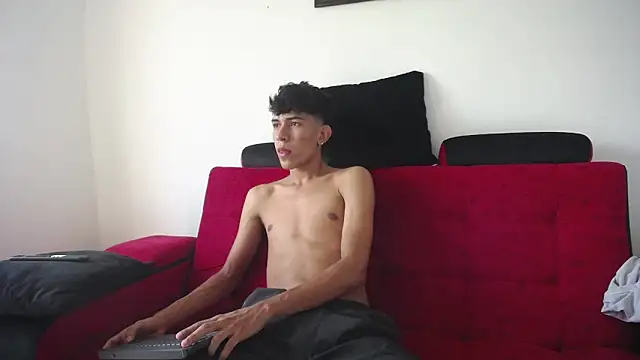 mister jhonxxx online show from December 2024 01:44:01 PM
