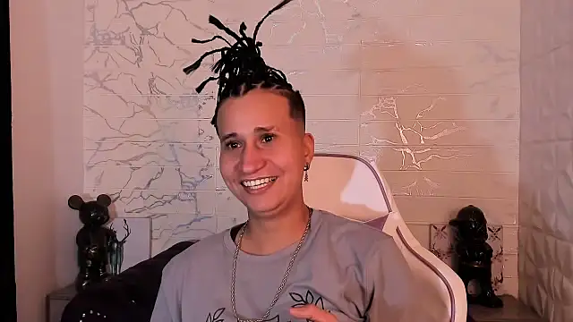 Im Milan Rs online show from February 2025 03:13:02 AM