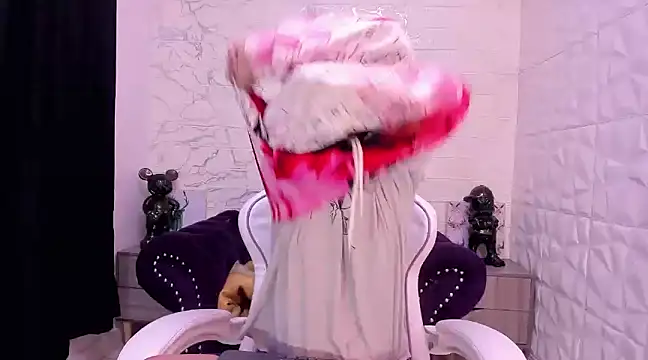 Im Milan Rs online show from March 2025 12:10:02 AM