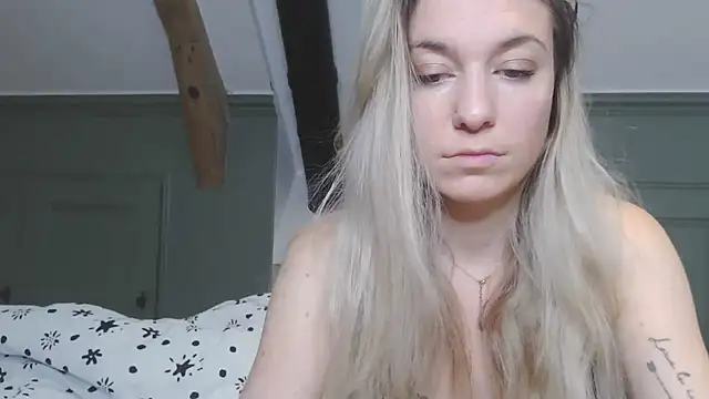 carlaaa online show from December 2024 09:37:02 PM