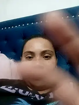 Snapshot of Alia_grey21 chatting on December 2025 02:49:01 AM Alia grey21 online show from December 2025 02:49:01 AM