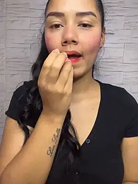  Luana online show from May 2026 02:06:01 AM