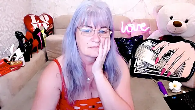 Snapshot of SiberiabBerry chatting on April 2026 02:12:02 PM SiberiabBerry online show from April 2026 02:12:02 PM