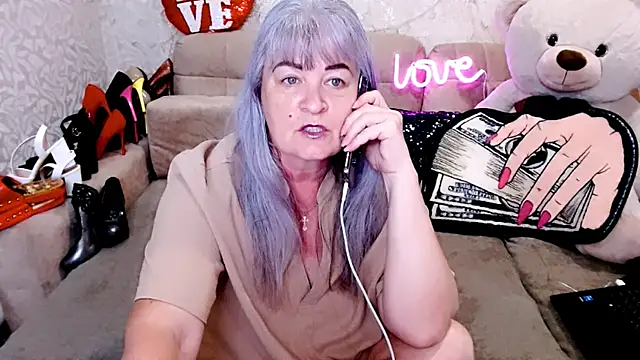 Snapshot of SiberiabBerry chatting on May 2026 01:27:02 PM SiberiabBerry online show from May 2026 01:27:02 PM