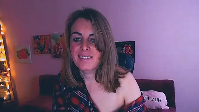 Snapshot of Hot_Milady chatting on February 2025 08:13:02 AM Hot Milady online show from February 2025 08:13:02 AM