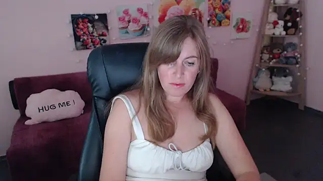 Hot Milady online show from July 2026 07:37:02 AM