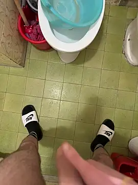 Snapshot of Miky_21 chatting on September 2025 04:12:02 AM Miky 21 online show from September 2025 04:12:02 AM