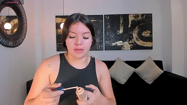 ValeriaRoldanX online show from July 2026 11:27:02 AM