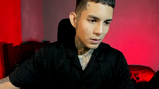 Travistanner 28 online show from February 2026 01:35:02 AM