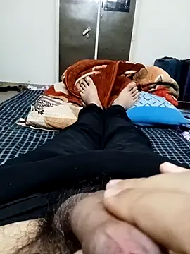 Snapshot of weeif chatting on February 2025 01:30:01 PM weeif online show from February 2025 01:30:01 PM