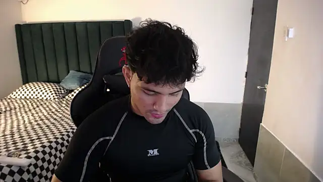 man dur07 online show from November 2025 06:30:01 PM