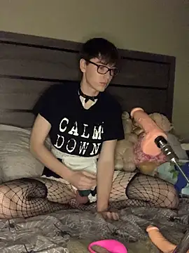 Snapshot of YourFavTwinkie chatting on January 2025 07:15:01 AM YourFavTwinkie online show from January 2025 07:15:01 AM