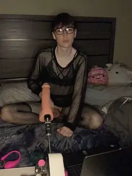 Snapshot of YourFavTwinkie chatting on January 2025 08:31:02 AM YourFavTwinkie online show from January 2025 08:31:02 AM