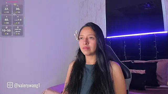 Valery wang online show from September 2025 12:20:01 PM