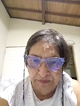 florecita69 online show from October 2025 03:04:01 AM