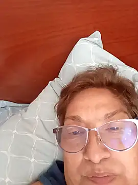 florecita69 online show from November 2025 12:16:01 PM