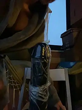 dann1111 online show from November 2025 04:14:02 PM