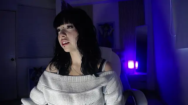 kittyhouse hs online show from December 2025 09:45:02 PM