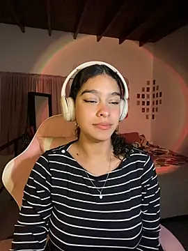 Arteatenea   online show from December 2025 04:22:01 AM