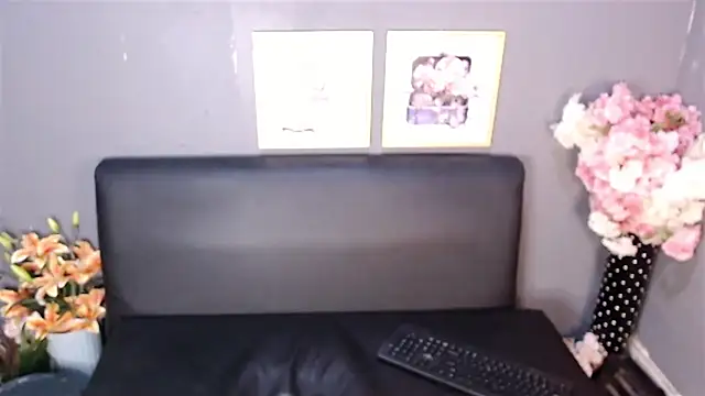 Littleindianmilf online show from March 2025 08:54:02 AM