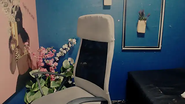 Littleindianmilf online show from September 2025 09:58:02 AM