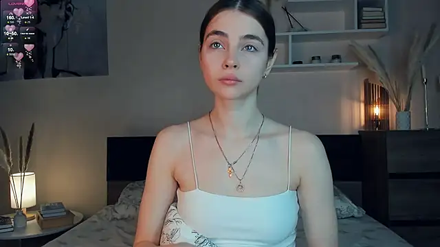 MaryJacksoon online show from February 2025 07:56:01 AM