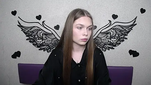 LaraPika online show from March 2026 06:07:01 PM