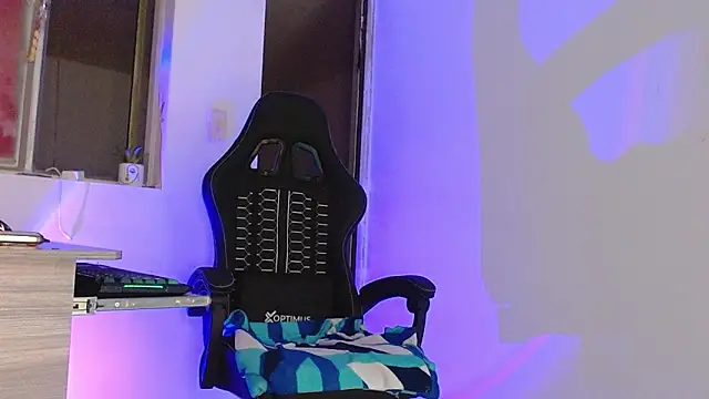 giuliana andrade online show from April 2026 07:07:02 PM