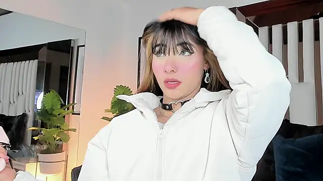 Snapshot of Kitty_Eliffe chatting on April 2026 02:27:02 AM Kitty Eliffe online show from April 2026 02:27:02 AM