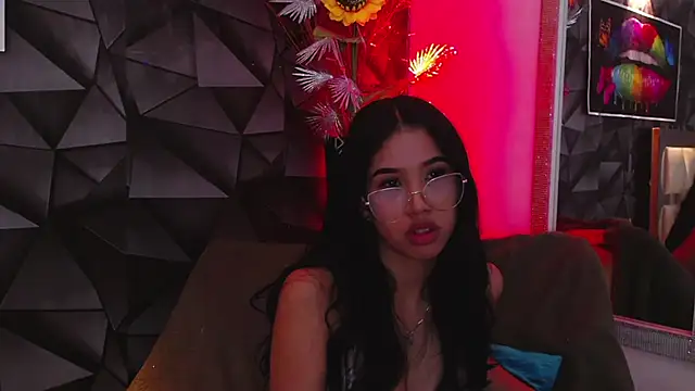 ava jhonsson online show from December 2024 06:42:02 PM