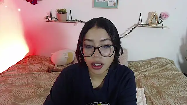 AmberJeong online show from January 2025 01:00:01 AM