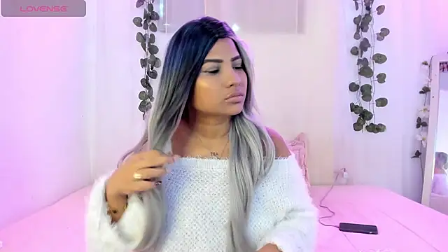 catalina and roger online show from October 2025 12:27:02 PM