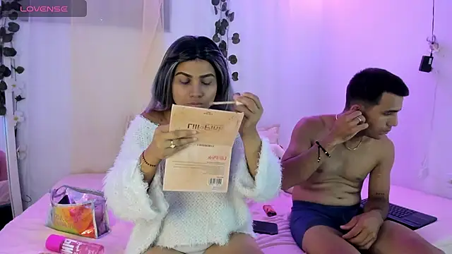 catalina and roger online show from October 2025 12:17:02 PM