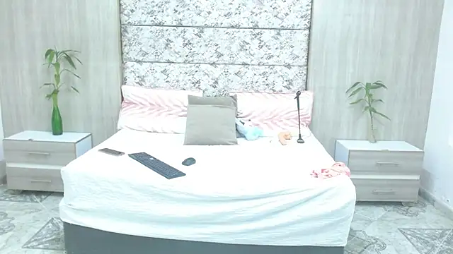 Snapshot of adara_deidara chatting on March 2025 11:52:01 AM adara deidara online show from March 2025 11:52:01 AM