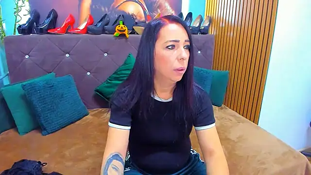 LauraSin online show from October 2025 03:29:02 AM