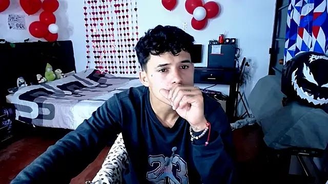 freddy romas online show from April 2026 12:03:01 PM