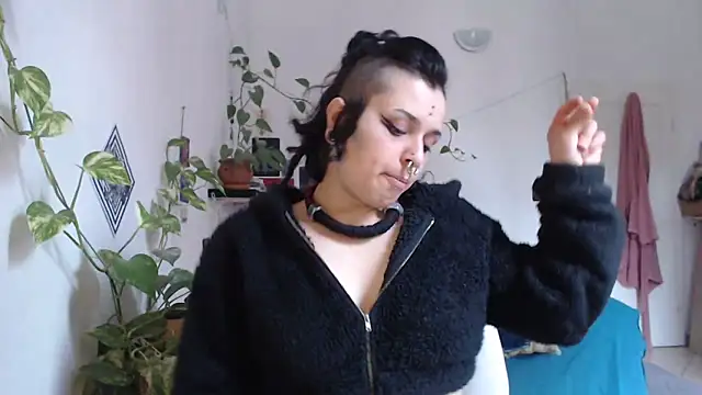 Snapshot of kinkyspirali chatting on March 2026 12:55:01 PM kinkyspirali online show from March 2026 12:55:01 PM