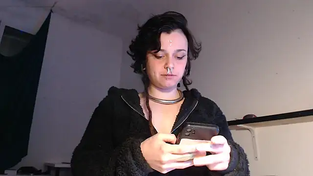 Snapshot of kinkyspirali chatting on March 2026 11:30:02 PM kinkyspirali online show from March 2026 11:30:02 PM