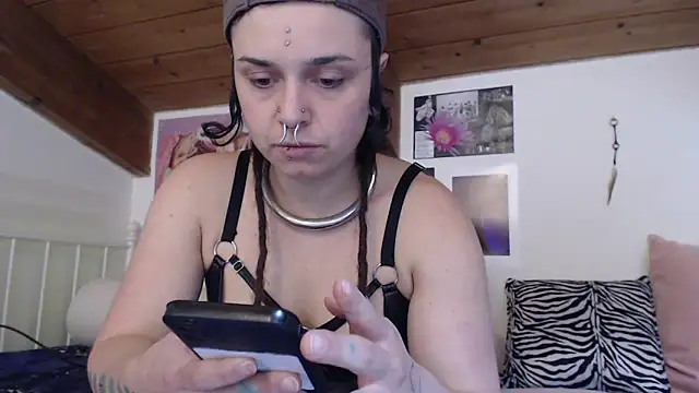 Snapshot of kinkyspirali chatting on March 2026 03:35:02 PM kinkyspirali online show from March 2026 03:35:02 PM