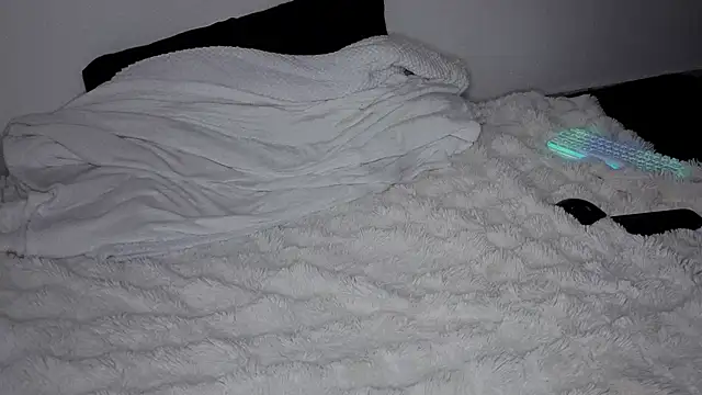 Snapshot of soysara15 chatting on March 2026 02:15:02 AM soysara15 online show from March 2026 02:15:02 AM