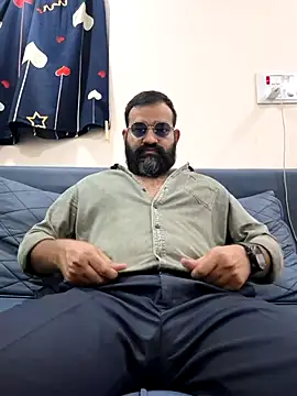 Fun Guuy online show from January 2026 06:13:01 PM