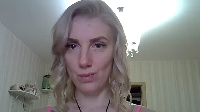 Pabonya91 online show from December 2024 03:44:01 PM