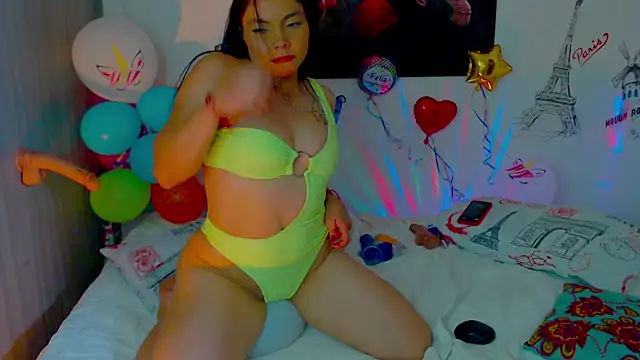 amii777 online show from January 2025 07:49:02 PM