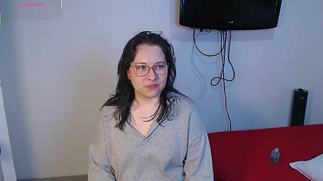 May Carlier online show from March 2026 03:19:01 AM