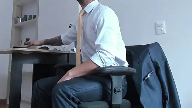 Snapshot of pablo-rincon95 chatting on February 2025 02:16:02 PM pablo-rincon95 online show from February 2025 02:16:02 PM