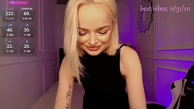 horny blondiee online show from February 2025 08:29:02 AM