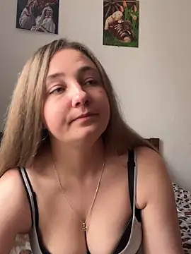 Snapshot of Joannakiss chatting on May 2026 10:20:02 AM Joannakiss online show from May 2026 10:20:02 AM