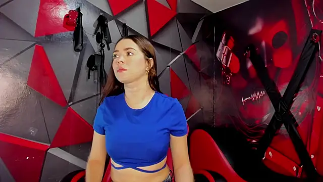 Snapshot of Hana_and_Zeta chatting on September 2025 12:04:02 PM Hana and Zeta online show from September 2025 12:04:02 PM