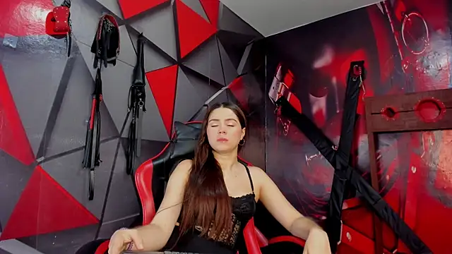 Snapshot of Hana_and_Zeta chatting on September 2025 12:06:01 PM Hana and Zeta online show from September 2025 12:06:01 PM